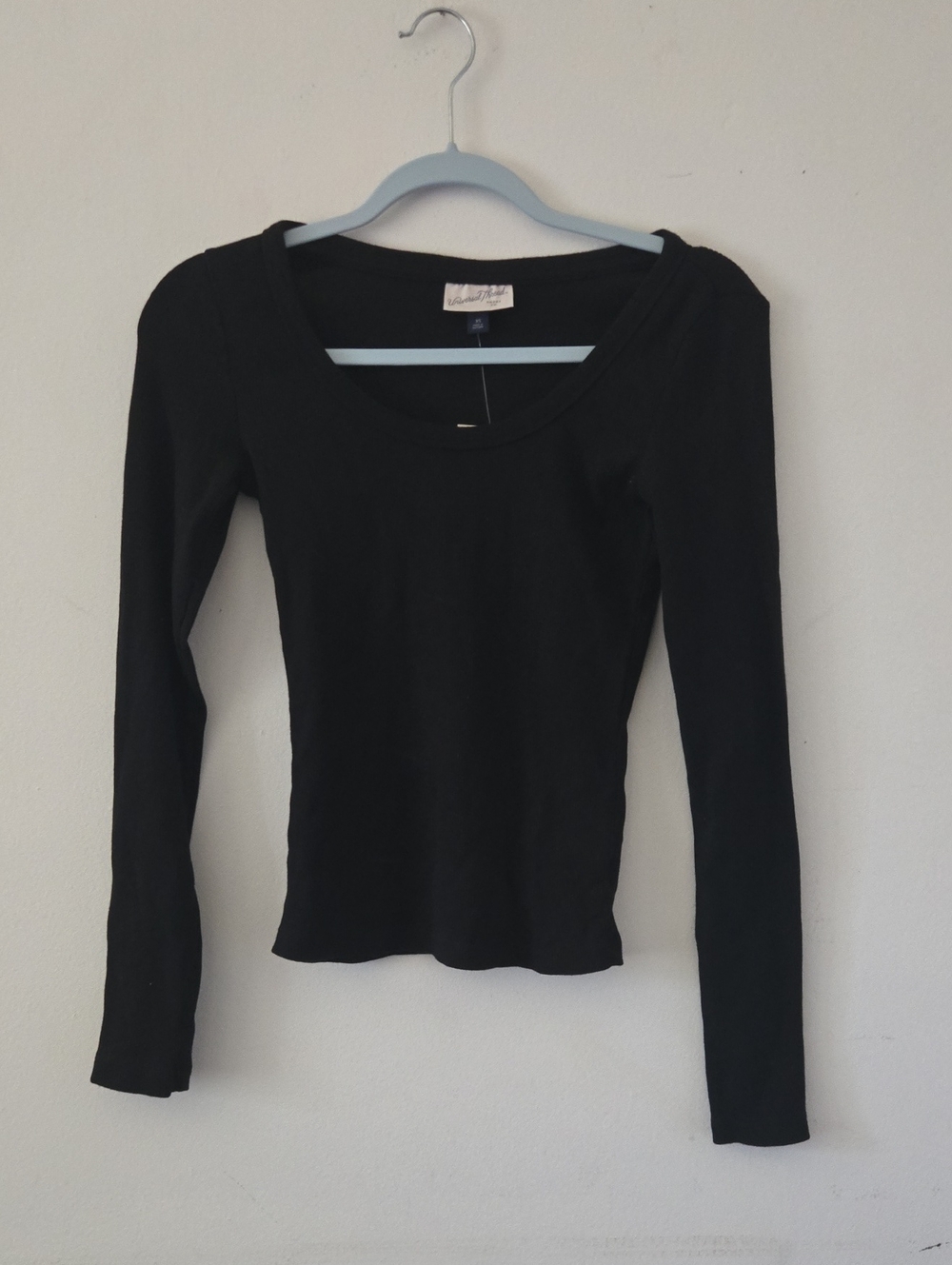 NWT Universal Thread Black Ribbed Long Sleeve Scoop Neck Top Size XS